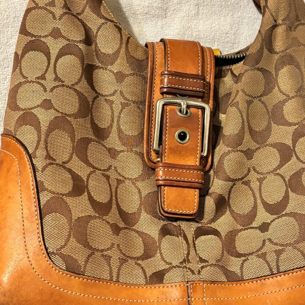 Coach Hampton Hobo-Vintage find!